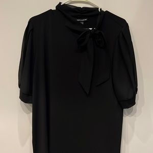 Brand new never worn Black blouse. Great with jean and some sassy heels 👠